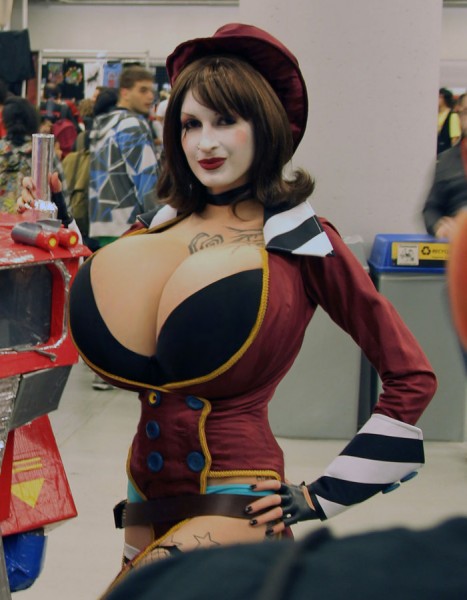 Moxxi.jpg