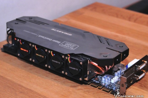 1-GIGABYTE-GTX-680-SuperOverclock-WindForce-5X-Details-and-Pictures.jpg