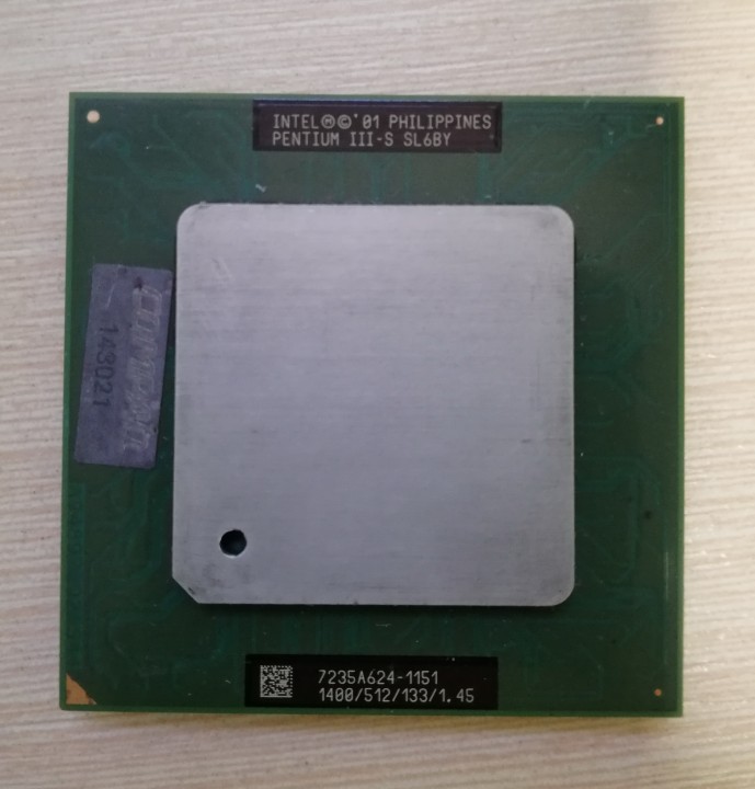 Intel Pentium III-S 1400.jpg