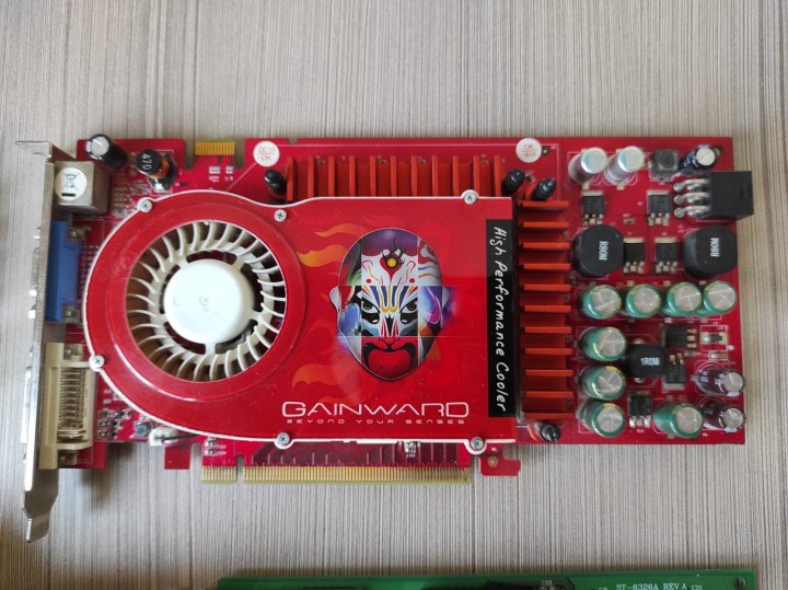 geforce 6800 gainward gs 512mb.jpg